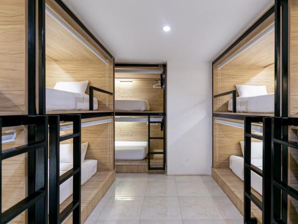 The Bedrooms Hostel Pattaya : photo 3 de la chambre lit superposé dans dortoir pour femmes 
