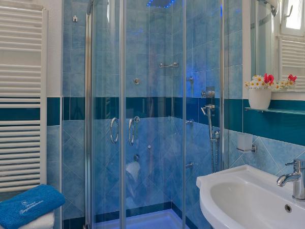 Hotel Imperamare : photo 3 de la chambre chambre double ou lits jumeaux - vue sur mer