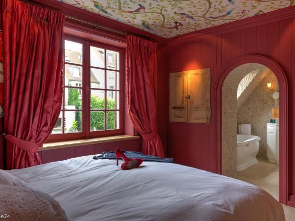 Exclusive Suites The Secret Garden : photo 4 de la chambre suite junior - vue sur canal