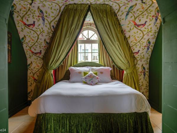 Exclusive Suites The Secret Garden : photo 3 de la chambre suite junior
