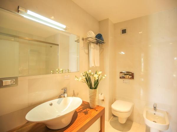 Neilson Messini Activity Beach Club : photo 5 de la chambre chambre double - vue sur jardin