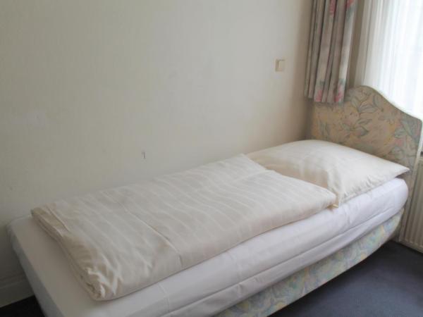 Hotel Arde Köln Zentrum : photo 2 de la chambre chambre simple Économique