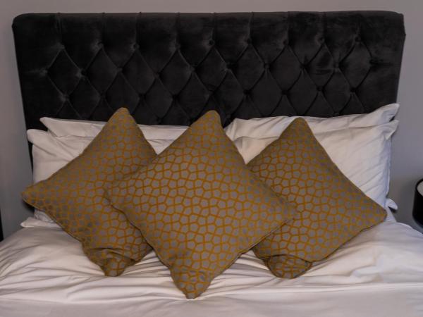 Carlton lodge at Carlton tavern free parking : photo 2 de la chambre chambre double