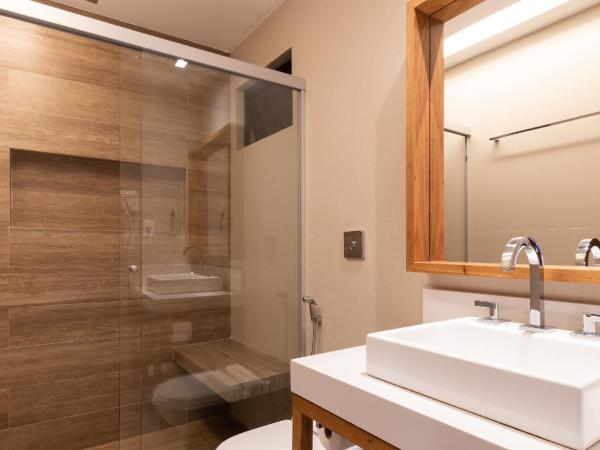 HOTEL VILLE LA PLAGE & BEACH CLUB : photo 2 de la chambre chambre triple supérieure - vue sur mer