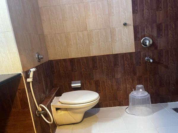 Blue Bliss Hotels By PPH Living Infantry Road : photo 3 de la chambre chambre double standard