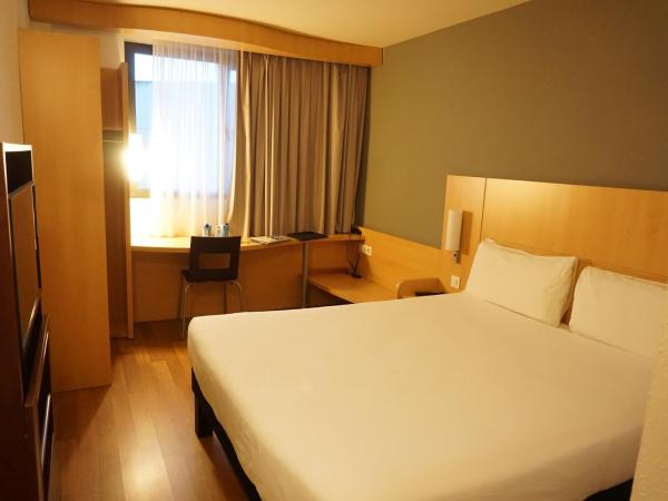 Ibis Girona : photo 5 de la chambre chambre double standard