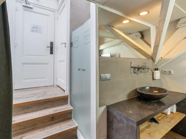 Eye Hotel : photo 8 de la chambre petite chambre double