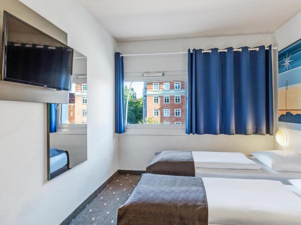 B&B Hotel Hamburg-Altona : photo 3 de la chambre chambre lits jumeaux