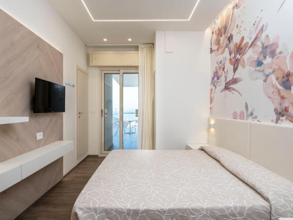 Hotel Harmony : photo 4 de la chambre chambre double deluxe - vue sur mer