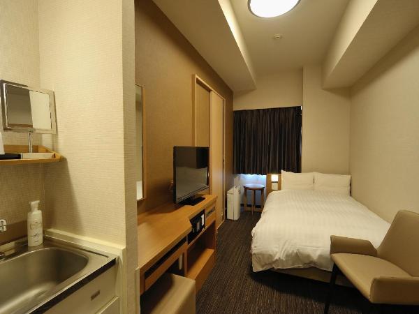 Dormy Inn Akihabara : photo 2 de la chambre chambre double moyenne avec petit lit double - fumeurs