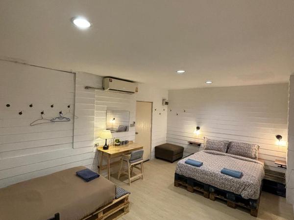 La Locanda : photo 5 de la chambre chambre triple avec salle de bains privative