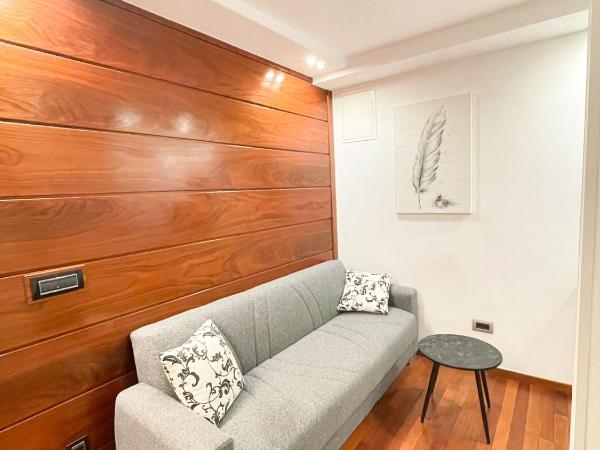 Main Street Studio and Rooms : photo 6 de la chambre studio lit king-size deluxe