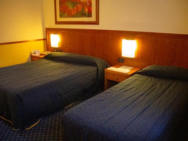Pacific Hotel Fortino : photo 6 de la chambre chambre double ou lits jumeaux