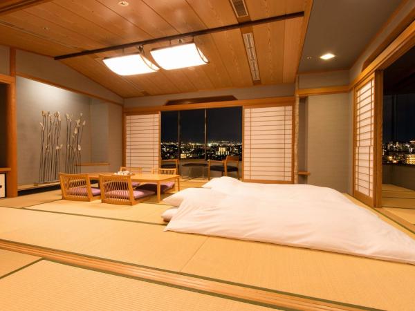 Hilltop Resort Fukuoka : photo 2 de la chambre suite japonaise