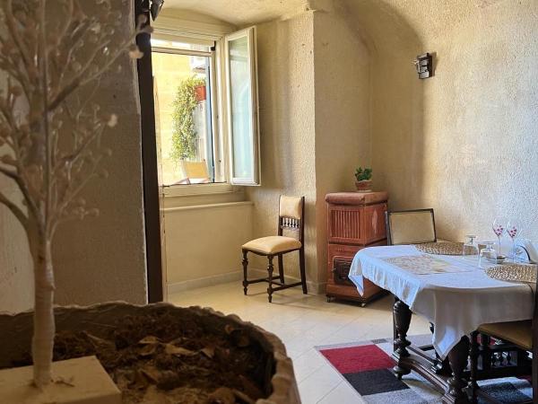 Locus Amoenus : photo 4 de la chambre chambre lit king-size avec baignoire spa