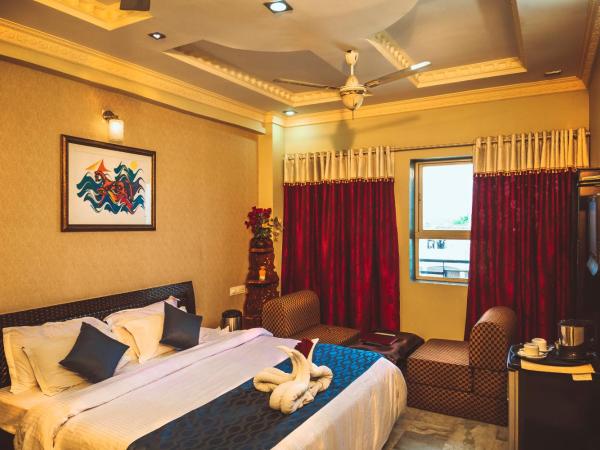 Hotel Meenakshi Udaipur - Family Preffered Hotel : photo 3 de la chambre chambre lit king-size supérieure