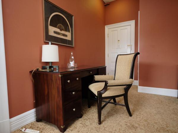 The Inn on Ferry Street : photo 5 de la chambre hébergement lit queen-size exécutif roehm