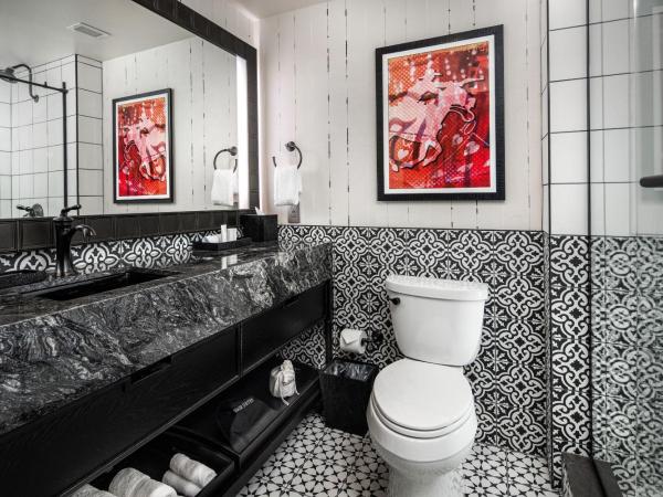 Silverton Casino Lodge - Newly Renovated : photo 7 de la chambre lodge lit king-size