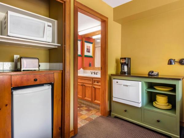 Hilton Grand Vacations Club Whistler : photo 5 de la chambre studio lit queen-size ou lits jumeaux