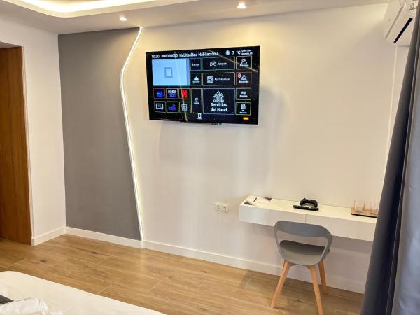 Futurotel Granada Dreams : photo 5 de la chambre chambre triple confort