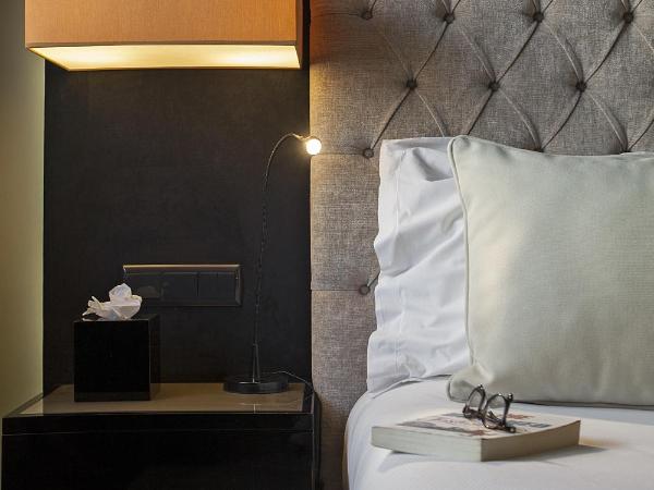 9Hotel Mercy : photo 9 de la chambre chambre double club