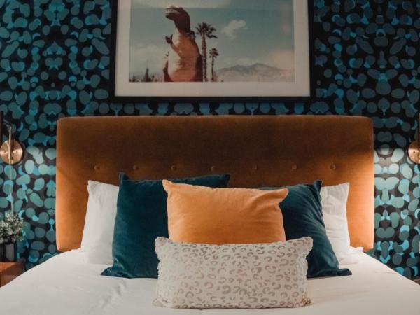 Reunion Hotel : photo 5 de la chambre chambre lit king-size deluxe