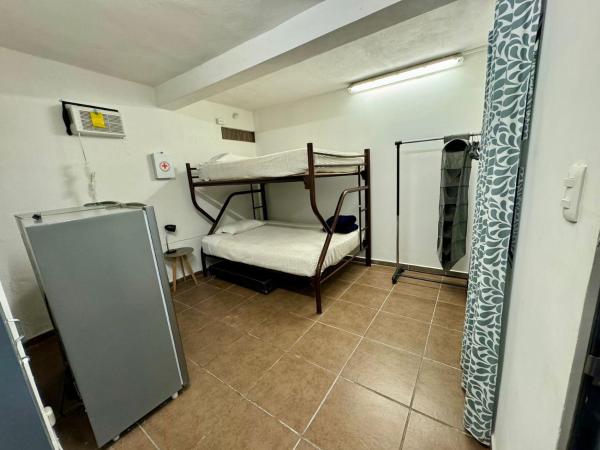 Suites Apodaca : photo 3 de la chambre chambre quadruple Économique