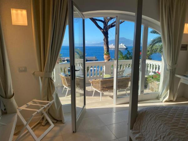 Villa Silvana Relais : photo 7 de la chambre chambre double deluxe avec balcon - vue sur mer