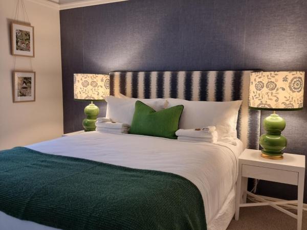 Edward Lodge New Fam : photo 1 de la chambre chambre lit queen-size premium