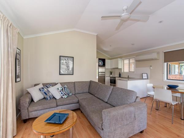 Marion Holiday Park : photo 1 de la chambre bungalow 2 chambres - vue sur rivière