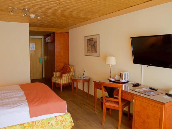 Hotel Silberhorn - Residences & Spa Wengen : photo 2 de la chambre chambre familiale - vue sur la jungfrau