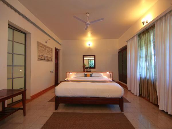 Eighth Bastion Fort Kochi - a CGH Earth Experience : photo 2 de la chambre bastion room with garden varandah with complimentary sightseeing in tuk tuk for two hours.