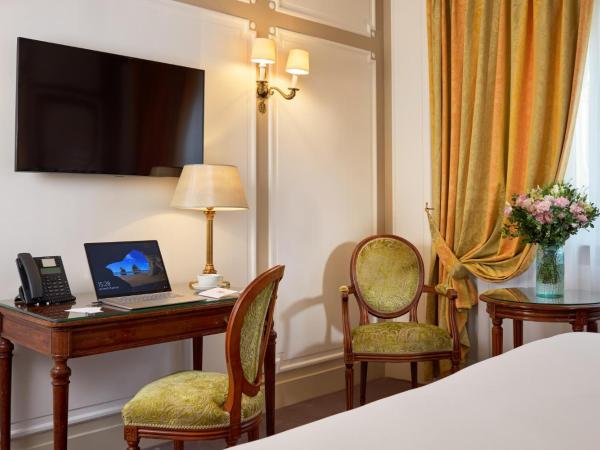 Majestic Hotel Spa - Champs Elysées : photo 4 de la chambre chambre classique