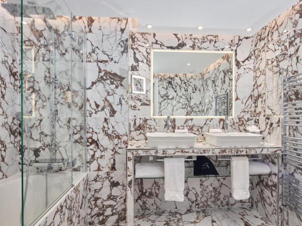 Majestic Hotel Spa - Champs Elysées : photo 5 de la chambre chambre supérieure