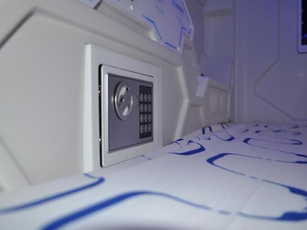 Cosmos capsule coworking London : photo 3 de la chambre capsule