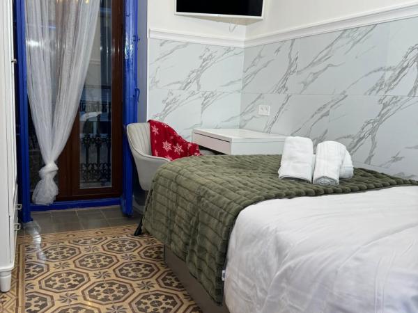 Castaños 4 : photo 3 de la chambre appartement avec balcon