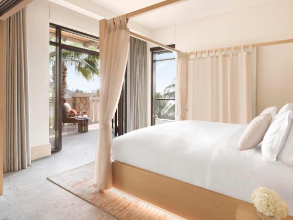 Sofitel Dubai The Palm Resort & Spa : photo 5 de la chambre suite signature 1 chambre lit king-size palm avec canapé-lit - vue sur mer - réservée aux adultes