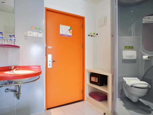 POP! Hotel Kemang Jakarta : photo 5 de la chambre pop! room - intimate stay