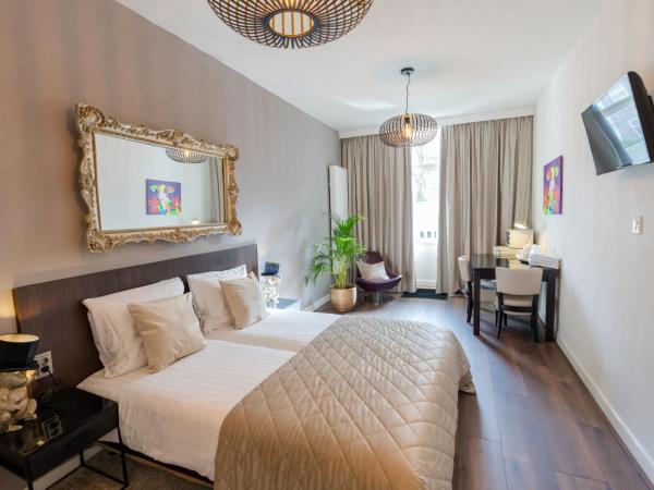 Hotel Orion : photo 7 de la chambre chambre double avec salle de bains privative