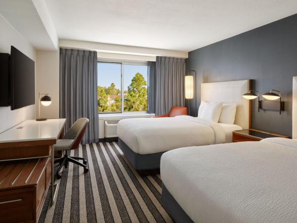 Courtyard by Marriott Los Angeles Westside : photo 1 de la chambre chambre avec 2 grands lits queen-size 