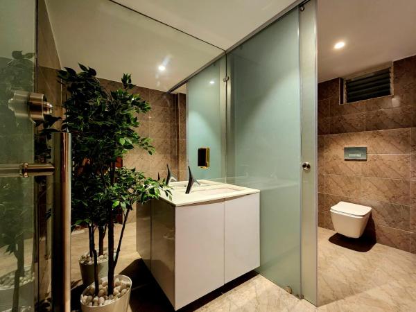 Landcorp hotels : photo 9 de la chambre chambre lit king-size