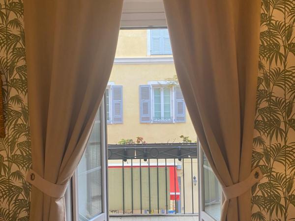 Hotel Central Bastia : photo 4 de la chambre chambre double supérieure