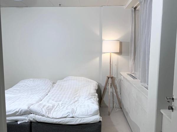 Nomad Gardet : photo 3 de la chambre petite chambre lits jumeaux