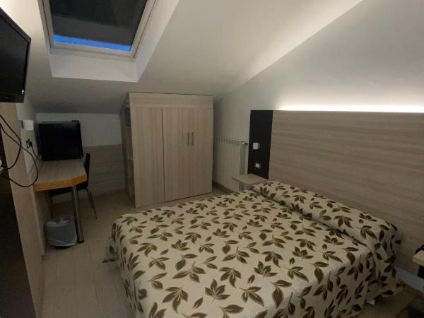 Hotel Holiday- Alla Finestrella : photo 1 de la chambre petite chambre double