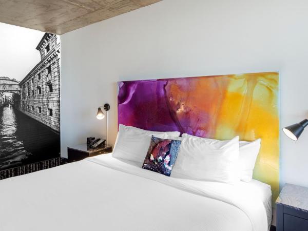 Lorenzo Hotel Dallas, Tapestry Collection by Hilton : photo 2 de la chambre chambre d'angle king