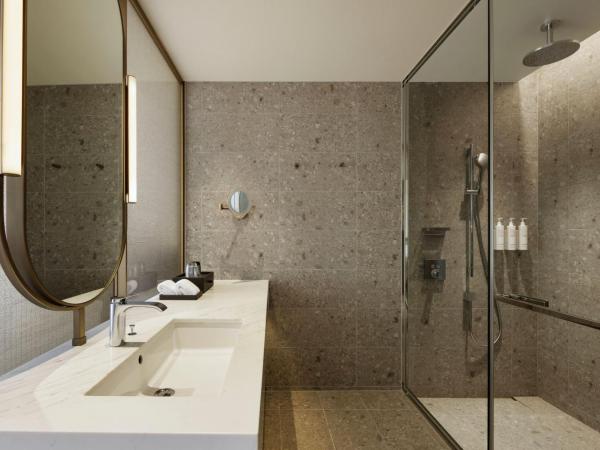 Nagasaki Marriott Hotel : photo 2 de la chambre chambre double standard avec 2 lits doubles - vue sur ville