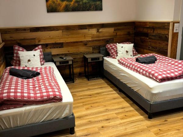 Hotel Waldhorn : photo 3 de la chambre chambre lits jumeaux