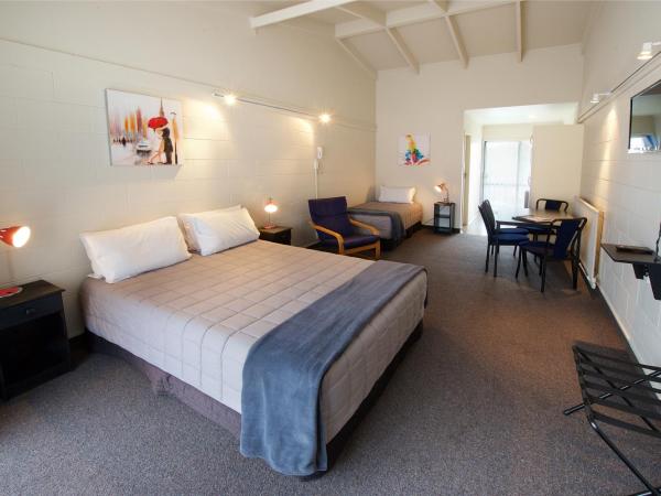 Ambassador Thermal Motel : photo 2 de la chambre studio