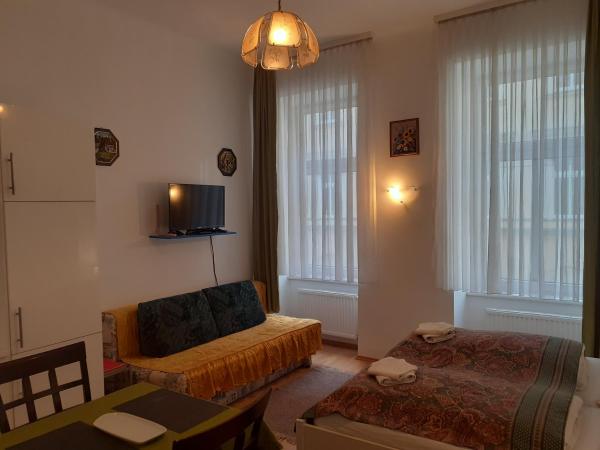 HappyHostel : photo 3 de la chambre studio