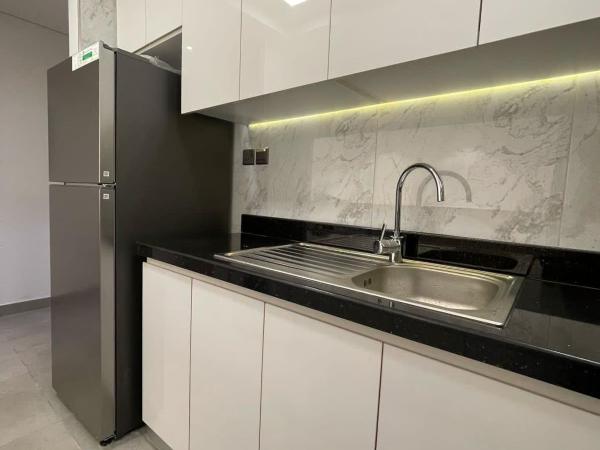 Oval Tower Business Bay : photo 3 de la chambre dortoir pour femmes de 6 lits